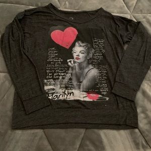Marilyn Monroe long sleeve